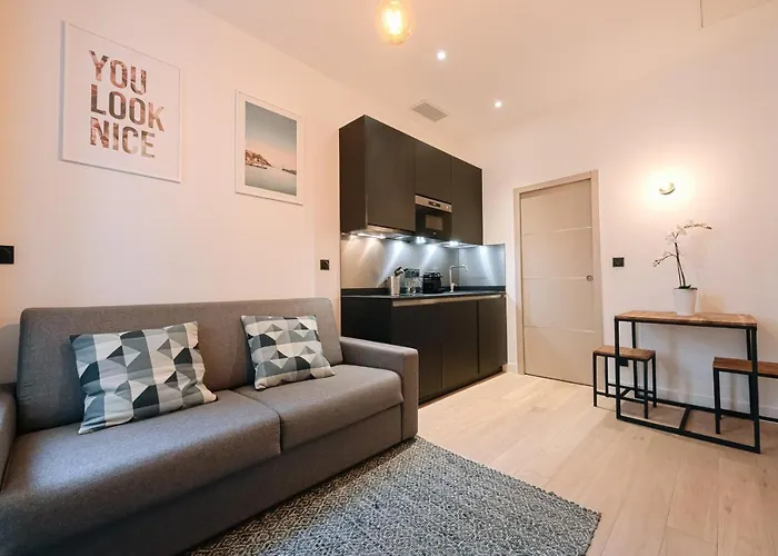 Smartbnb - Belles Prestations - Carre D'or - Climatise Daire Nice